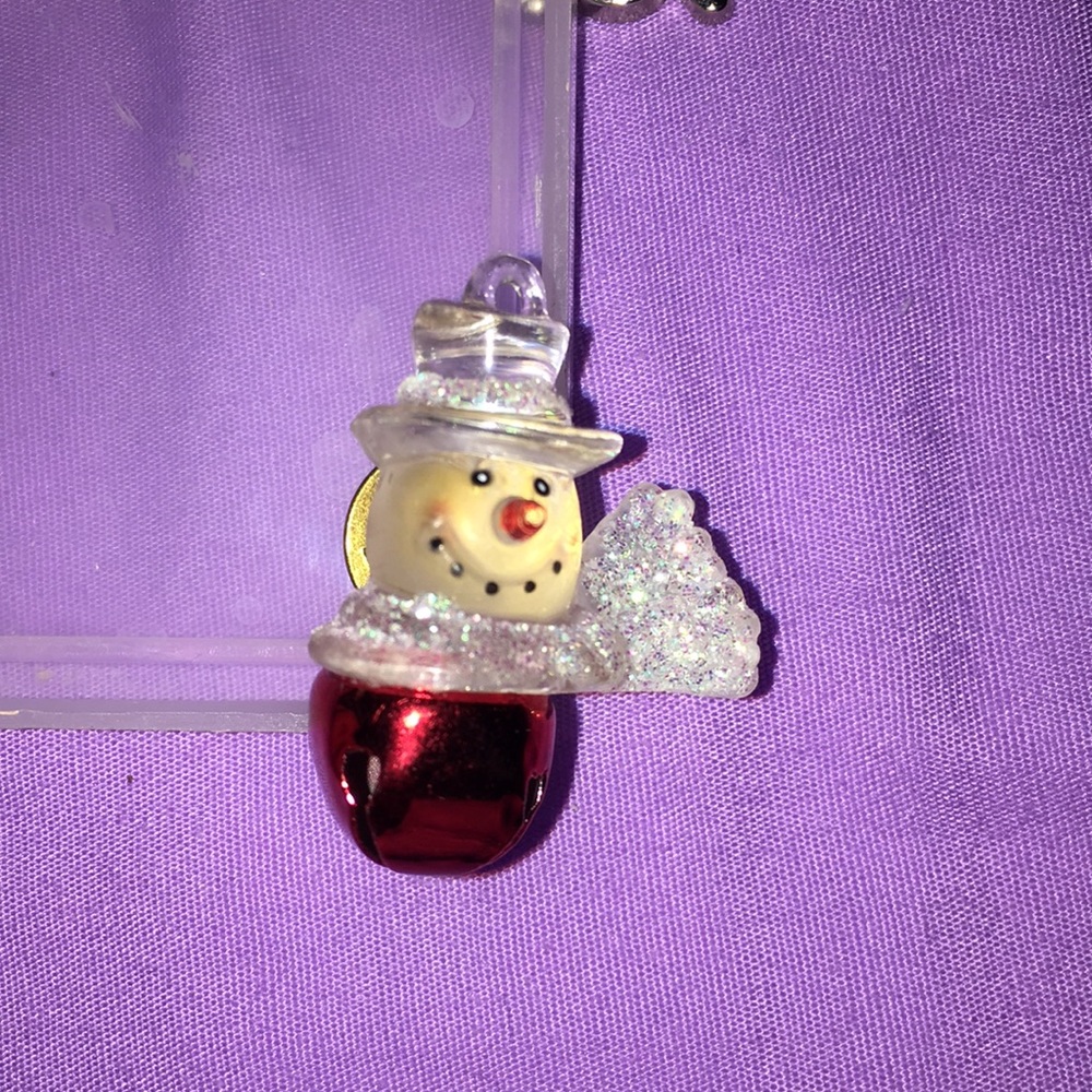 Christmas pin
